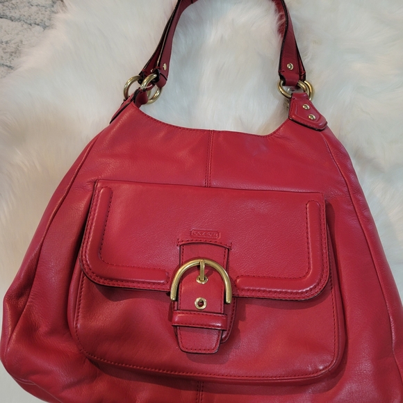 Elegant Red Leather Shoulder Bag - Picture 4 of 16